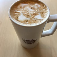 Foto tirada no(a) Mystic Coffee Roaster por Kathleen em 9/9/2017