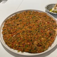 Das Foto wurde bei Seraf Restaurant von Önder Ç. am 12/7/2023 aufgenommen