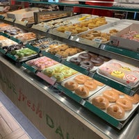 Photo taken at Krispy Kreme Doughnuts by konpan on 3/5/2022