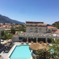 Photo taken at Akdeniz Beach Hotel by Fatma A. on 5/5/2022
