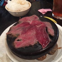 Снимок сделан в Sushi Hana Fusion Cuisine пользователем Rowena W. 7/23/2015