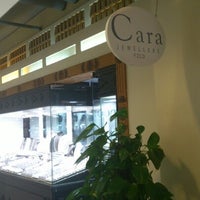Photo taken at Cara Jewelers by Alexandre N. on 10/9/2012