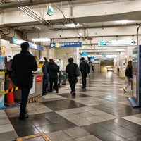 Photo taken at 東京メトロ銀座線 渋谷駅 2番線ホーム by Hiroki K. on 12/26/2019