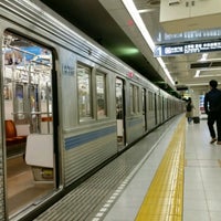 Photo taken at 東京メトロ 押上駅 1-2番線ホーム by Hiroki K. on 4/16/2017