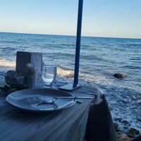 Das Foto wurde bei Çakıl Restaurant von Sercan B. am 9/14/2023 aufgenommen