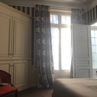 Photo taken at Hôtel Powers by Karen A. on 7/4/2017