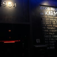 Foto tirada no(a) Karma Lounge Los Angeles por Suzy R. em 6/7/2015