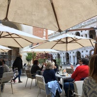 Photo taken at Ristorante Caffé Garibaldi by Lewis on 4/30/2017