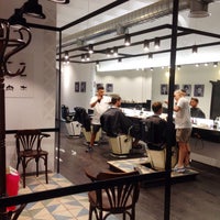 Foto tirada no(a) La Barberia de Gràcia por Masha B. em 9/16/2014