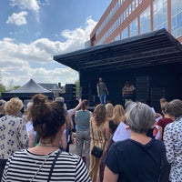 Photo taken at Waterloo Square by Hans C. on 5/14/2022