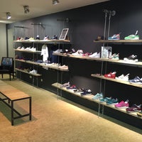 sneakershop