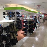 crocs store north star mall