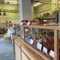 Photo taken at Ulmus Bakerij by Oliver on 8/2/2023