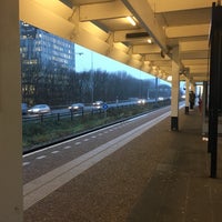 Photo taken at Spoor 1/2 by Oliver on 1/11/2017