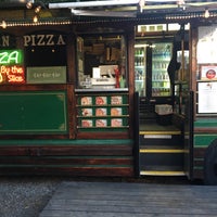 Foto diambil di Clemente&amp;#39;s Trolley Pizzeria oleh David M. pada 12/31/2016