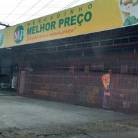 Photo taken at Mercadinho Menor Preço by Marcinho L. on 12/28/2014