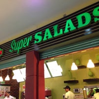8/23/2013 tarihinde Dauthiwarlord F.ziyaretçi tarafından Super Salads'de çekilen fotoğraf