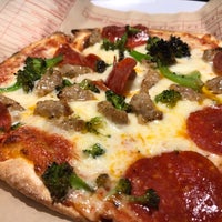 3/25/2019にRyan L.がMod Pizzaで撮った写真