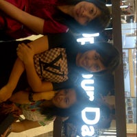 Review Johnny Andrean