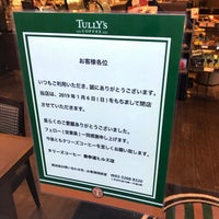 Photo taken at Tully&amp;#39;s Coffee by Yu S. on 12/25/2018