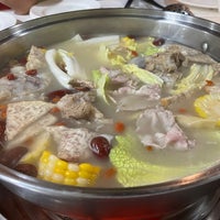 Photo taken at Harbour Steamboat Restaurant (海港火锅) by Penyu O. on 6/29/2022