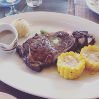 Photo taken at Highlands Prime Steakhouse by April on 3/23/2016