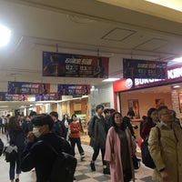 Photo taken at 中央西口 by 浜村 幸. on 11/4/2017