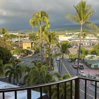 Photo taken at Courtyard by Marriott King Kamehameha&amp;#39;s Kona Beach Hotel by Caroline K. on 1/20/2022