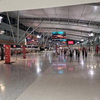 Photo taken at T3 Qantas Domestic Terminal by David I. on 7/2/2023