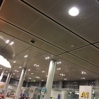 Photo taken at Gate A3 by しろたま (. on 12/27/2017