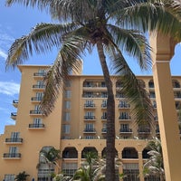 Снимок сделан в Grand Hotel Cancún managed by Kempinski. пользователем Mark J. 8/21/2023