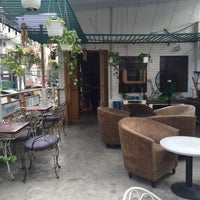 Das Foto wurde bei Chuông Gió Coffee &amp;amp; Tea von Nam Nắn Nót am 7/23/2016 aufgenommen