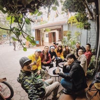 Photo taken at Cafe+Bún Bề Bề Văn Miếu by Nam Nắn Nót on 1/5/2021