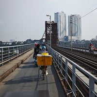 Photo taken at Cầu Long Biên (Long Bien Bridge) by Nam Nắn Nót on 2/28/2024