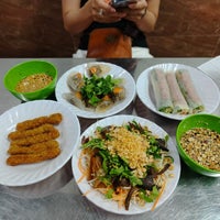 Photo taken at Nộm Hàm Long by Nam Nắn Nót on 8/3/2022
