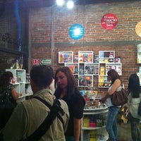 รูปภาพถ่ายที่ Bodega Design Shop โดย Carlos V. เมื่อ 3/1/2013