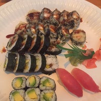 รูปภาพถ่ายที่ Tokyo Sushi โดย Diane W. เมื่อ 6/19/2017