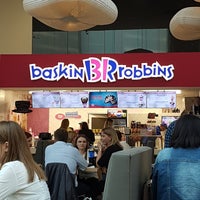 Photo taken at Baskin-Robbins by Elena P. on 5/24/2018