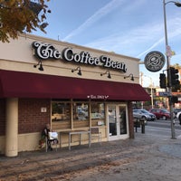 Снимок сделан в The Coffee Bean &amp;amp; Tea Leaf пользователем Andrea H. 1/11/2018
