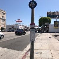 Photo taken at The Big Blue Bus Stop #2142 by Andrea H. on 6/25/2017
