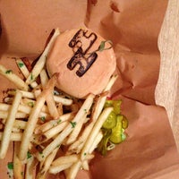 1/26/2013にSérgio S.がHigh Heat Burgers &amp;amp; Tapで撮った写真