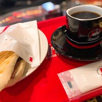 Photo taken at Segafredo Zanetti Espresso by Toshikazu H. on 7/29/2020