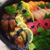 Снимок сделан в Hanami Sushi Bar + Dining пользователем KING M. 9/5/2013