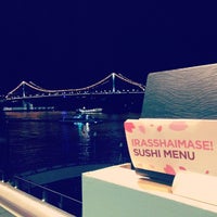 รูปภาพถ่ายที่ Hanami Sushi Bar + Dining โดย KING M. เมื่อ 4/8/2013