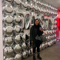 Photo taken at BuzzFeed by Annie P. on 11/13/2018