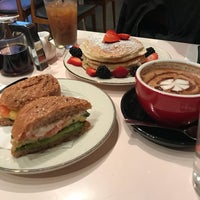 10/25/2017 tarihinde Annie P.ziyaretçi tarafından Kava Cafe - MiMA'de çekilen fotoğraf