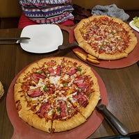 Photo taken at Pizza Hut by Luca M. on 8/5/2017