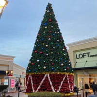 Photo taken at The Outlet Shoppes at Atlanta by Edward H. on 11/28/2020