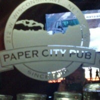 Foto tirada no(a) Paper City Pub por David M. em 2/6/2013