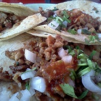 Photo taken at Tacos El Primo Y El Felino by gloriambery c. on 12/26/2012